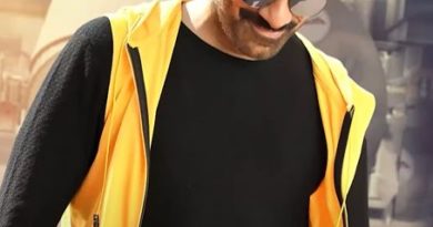 Ravi teja Khiladi poster