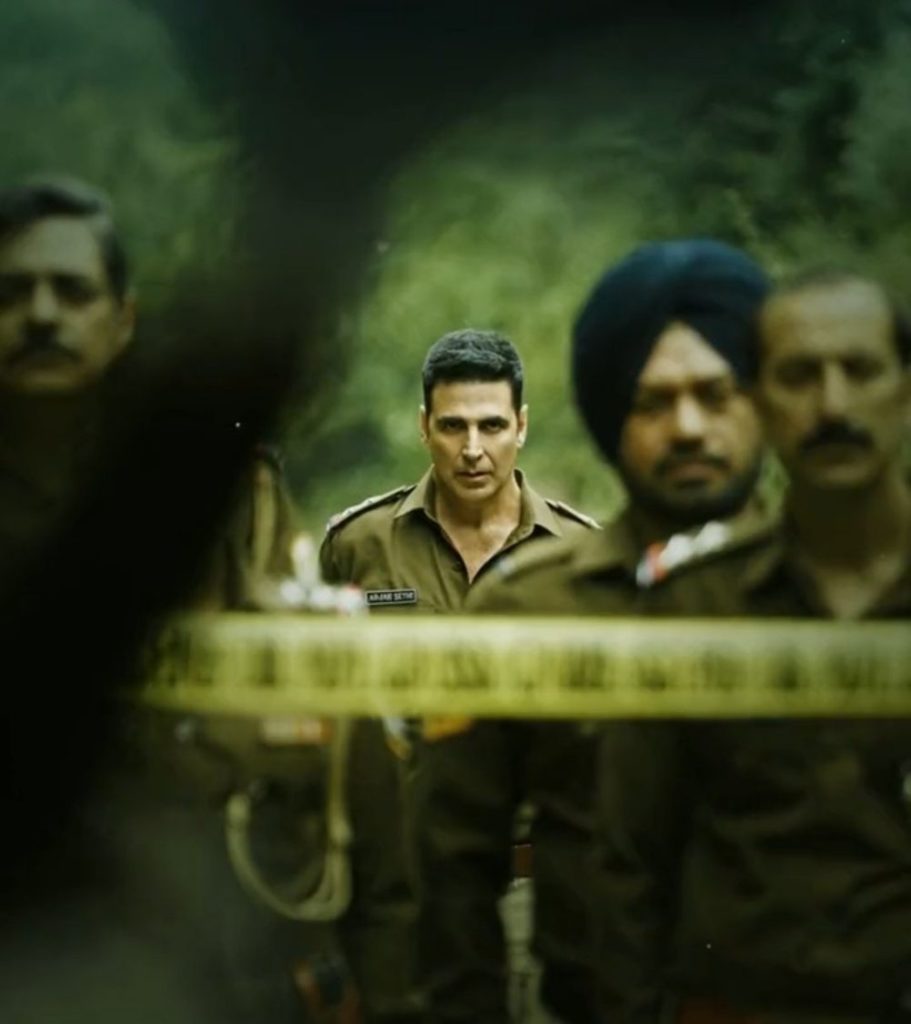 Here you can watch Akshay Kumar's Cuttputli Full HD movie