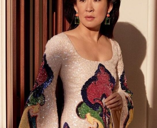 Sandra Oh Wiki, Height, Weight, Age, Affairs, Measurements, Biography & More