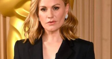 Anna Paquin net worth 2023!! Know about Biography, Age, Net worth and more!