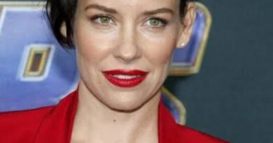 Evangeline Lilly net worth 2023!! Know about Biography, Age, Net worth and more!