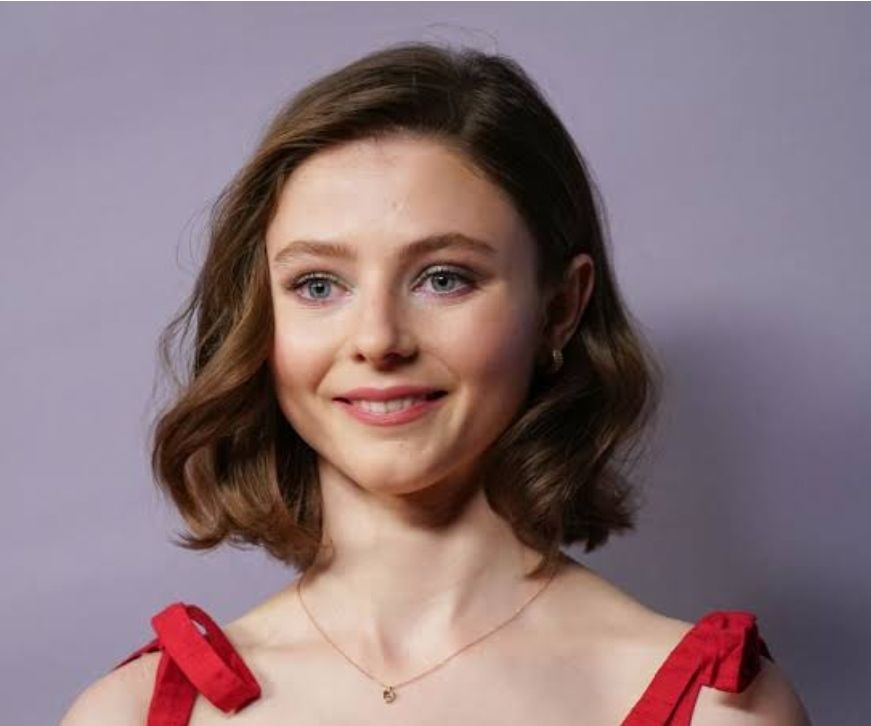 Thomasin mckenzie net worth 2023!! Know about Biography, Age, Net worth and more