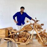 Chiranjeevi thanks Mohan Babu for sending The Royal Gift